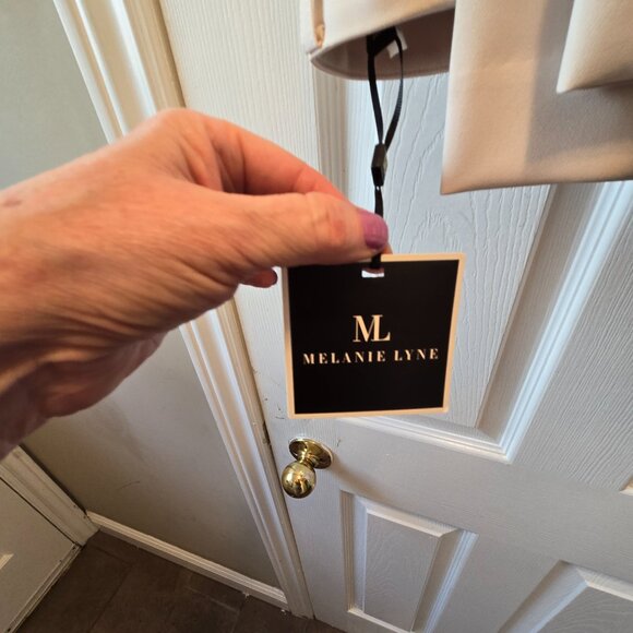 Cream pants for summer - Picture 3 of 8